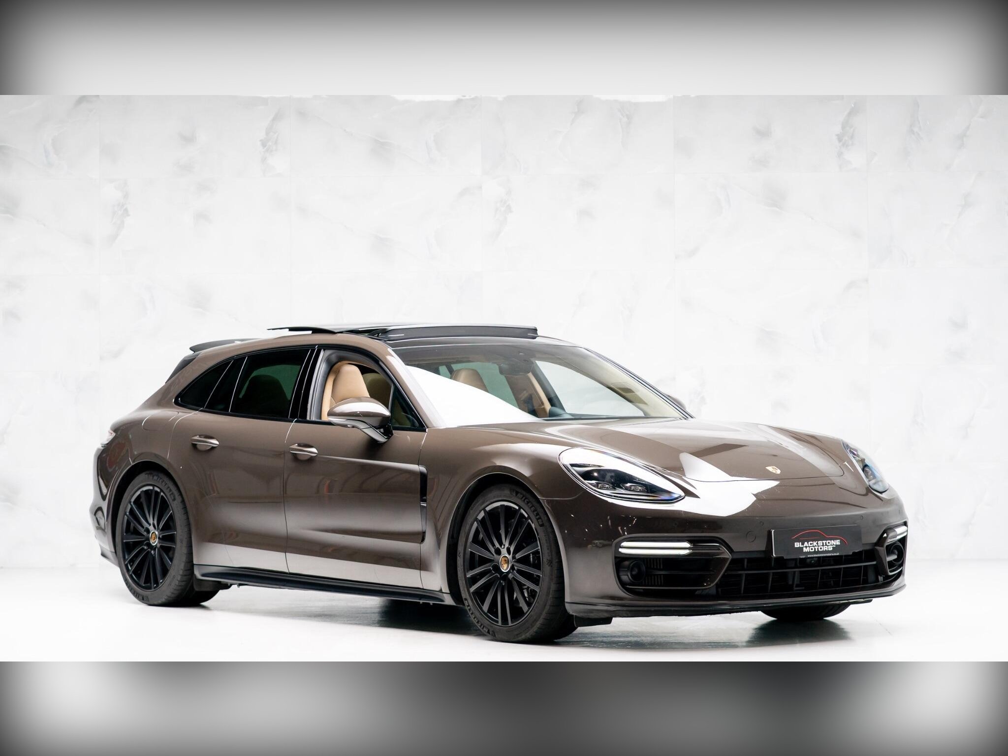 2022 Porsche Panamera