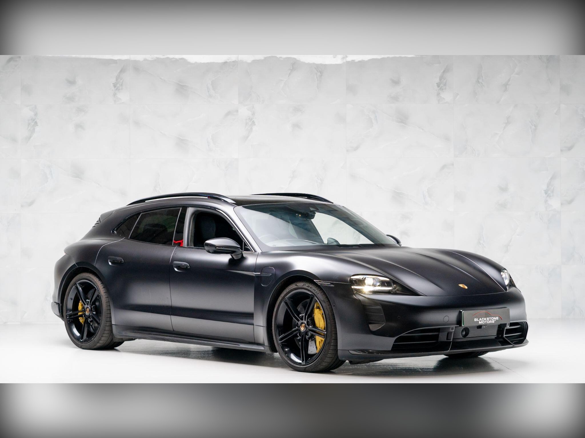 2022 PORSCHE TAYCAN